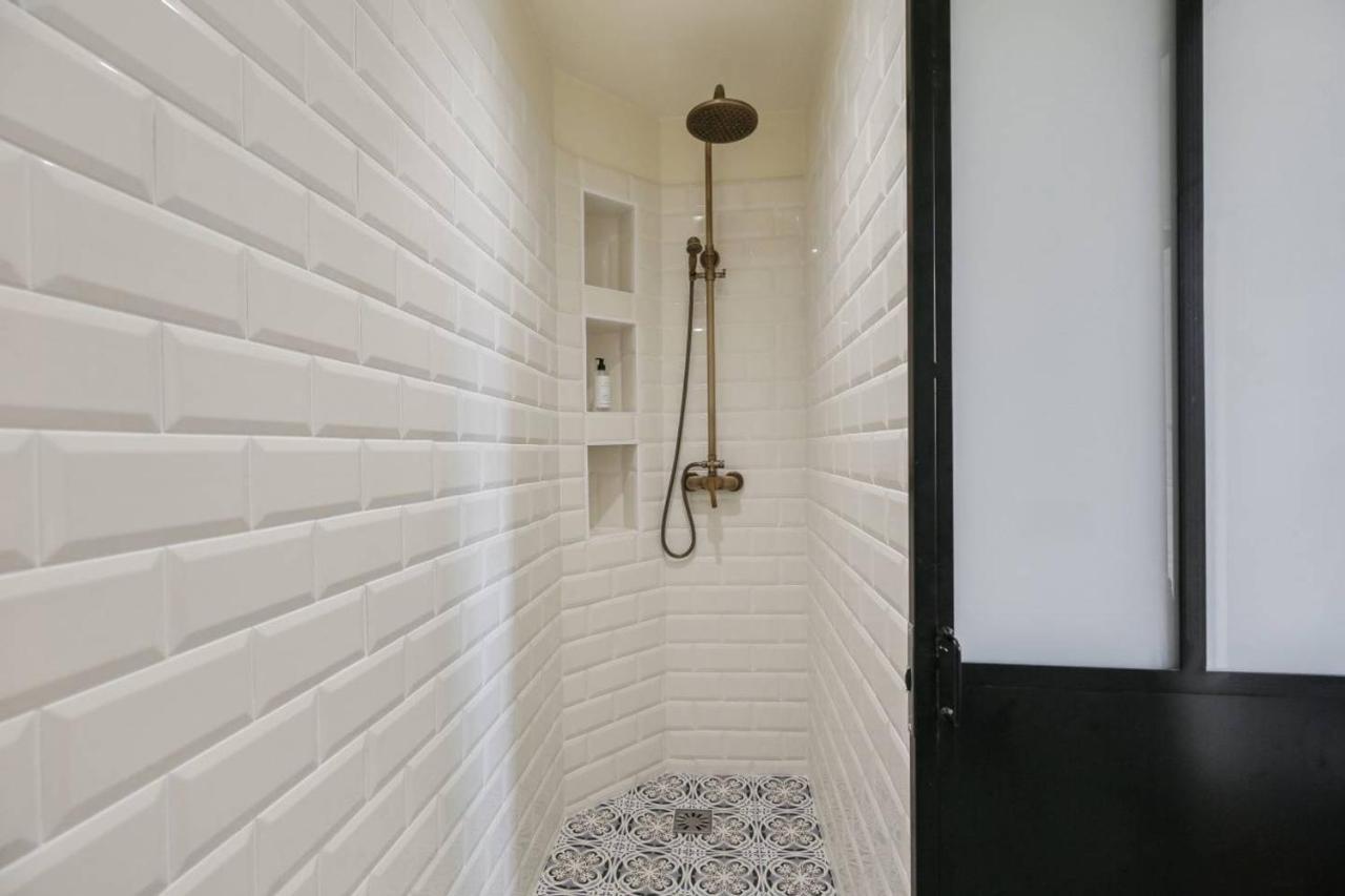 Apartment Lovely Spacious & Bright 2-bedroom Near Montmartre Paris